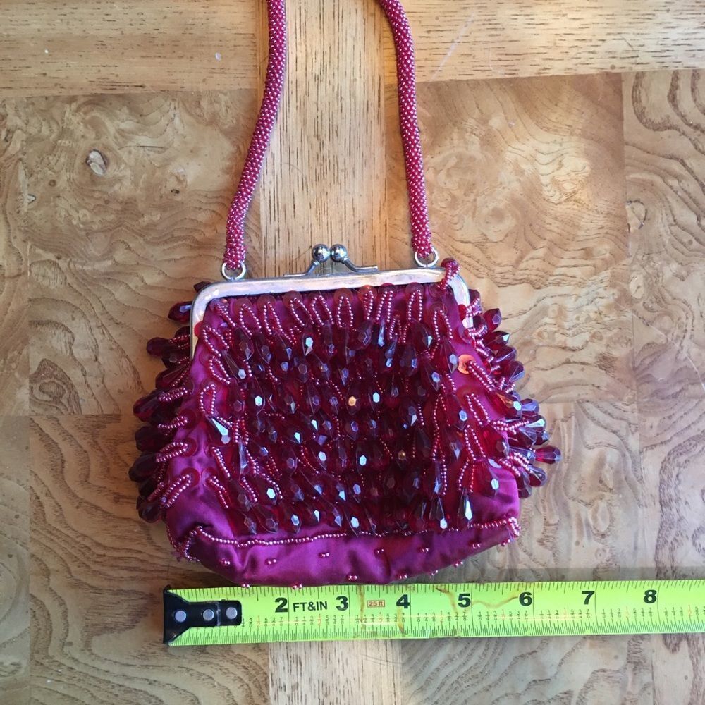 Cache Ruby Beaddroppurse - image 6